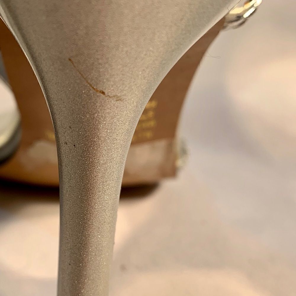 WILD ROSE SILVER DRESS SANDALS 4” HEELS 7.5 - Picture 6 of 8